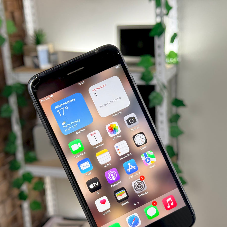 iPhone 8 Plus 64GB Black (2017) - Pre-Owned