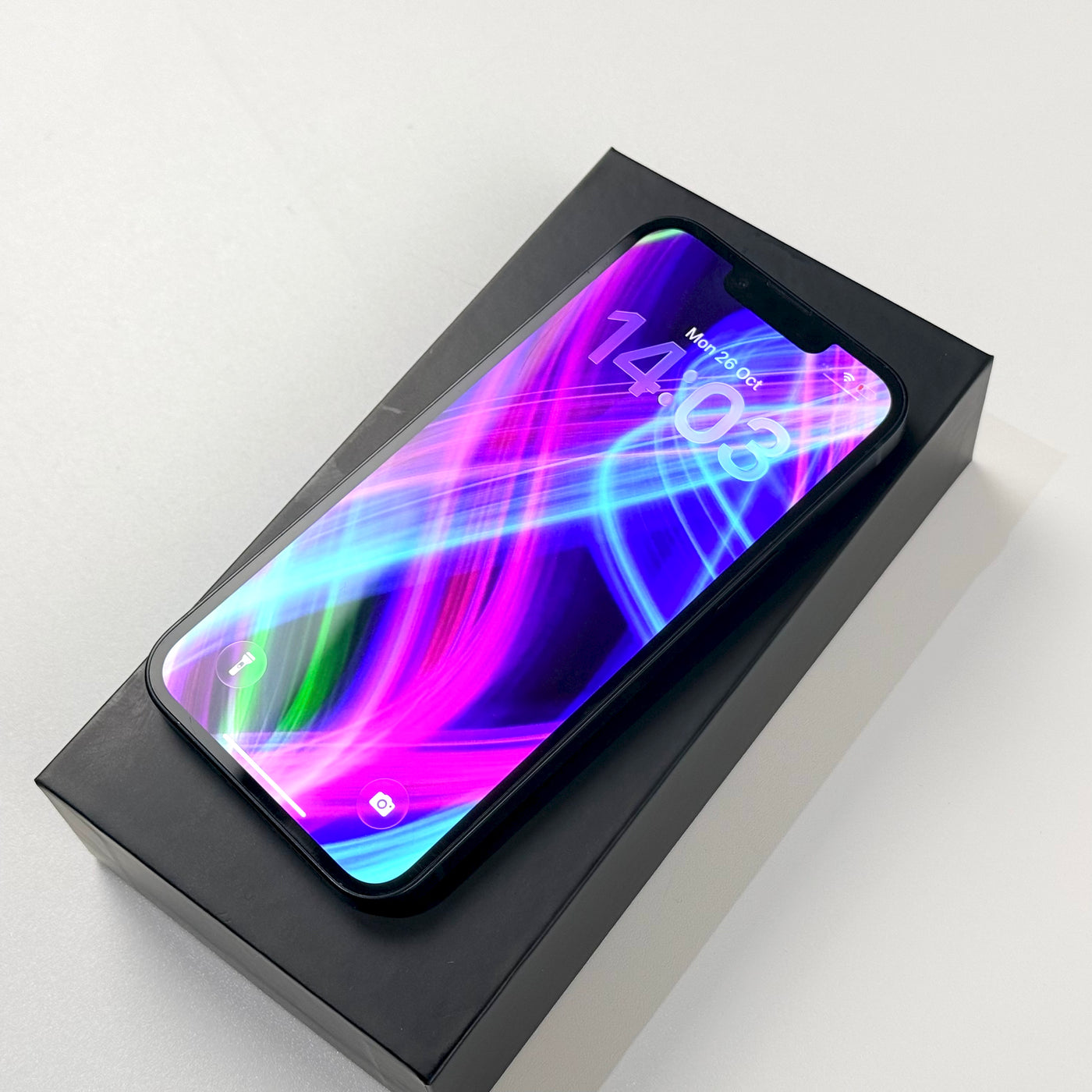 Pre-owned iPhone 13 128GB Midnight in box with screen on, Value condition - Mac Shack