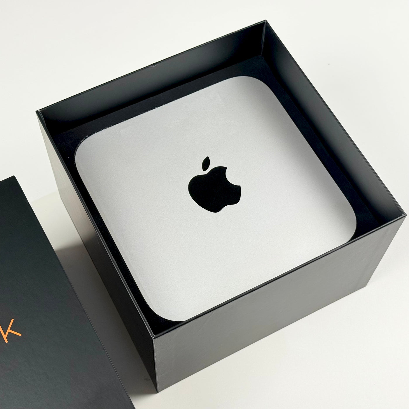 Mac mini M1 8GB 256GB Silver (2020) – pre-owned, view 2