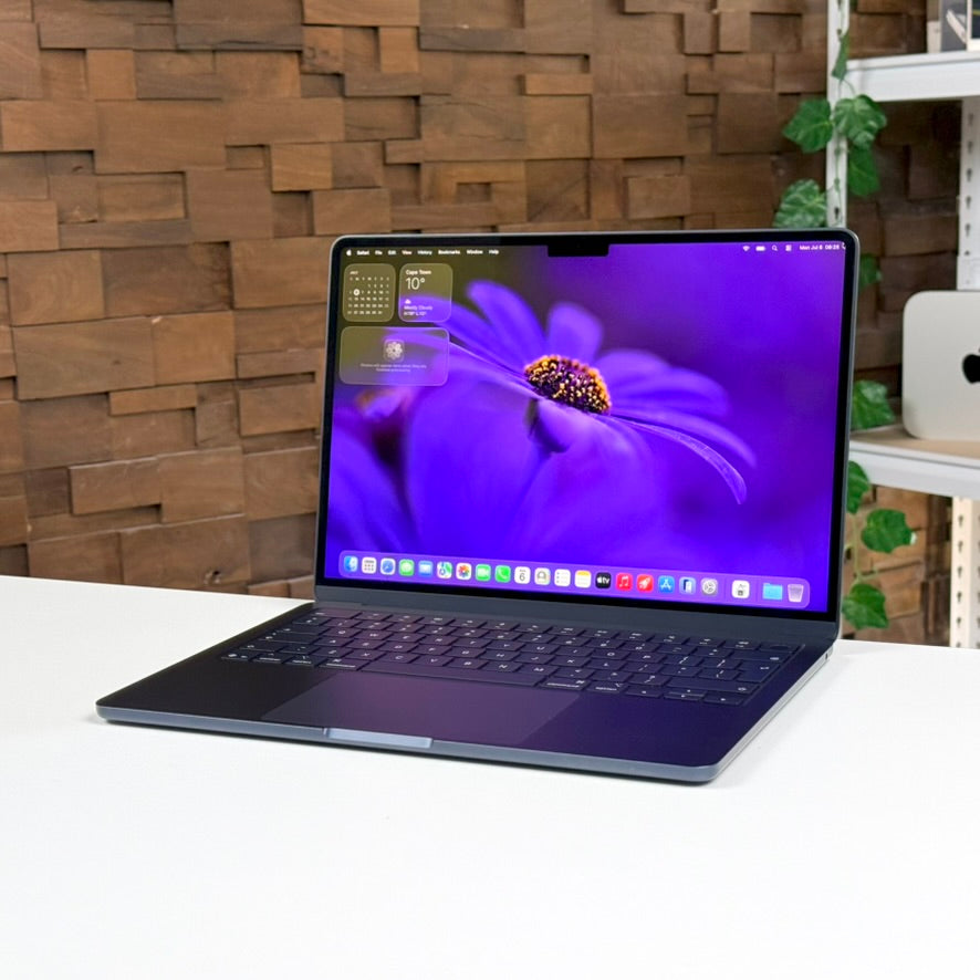 MacBook Air 13" M2 16GB 256GB Midnight (2022) - Pre-Owned