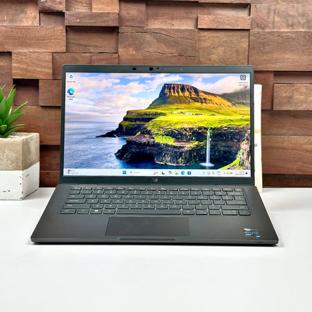 Dell Latitude 7320 13-Inch 3.0GHz Quad-Core i7-1185G7 (16GB RAM, 256GB SSD, Black) - Pre Owned / 3 Month Warranty - Mac Shack