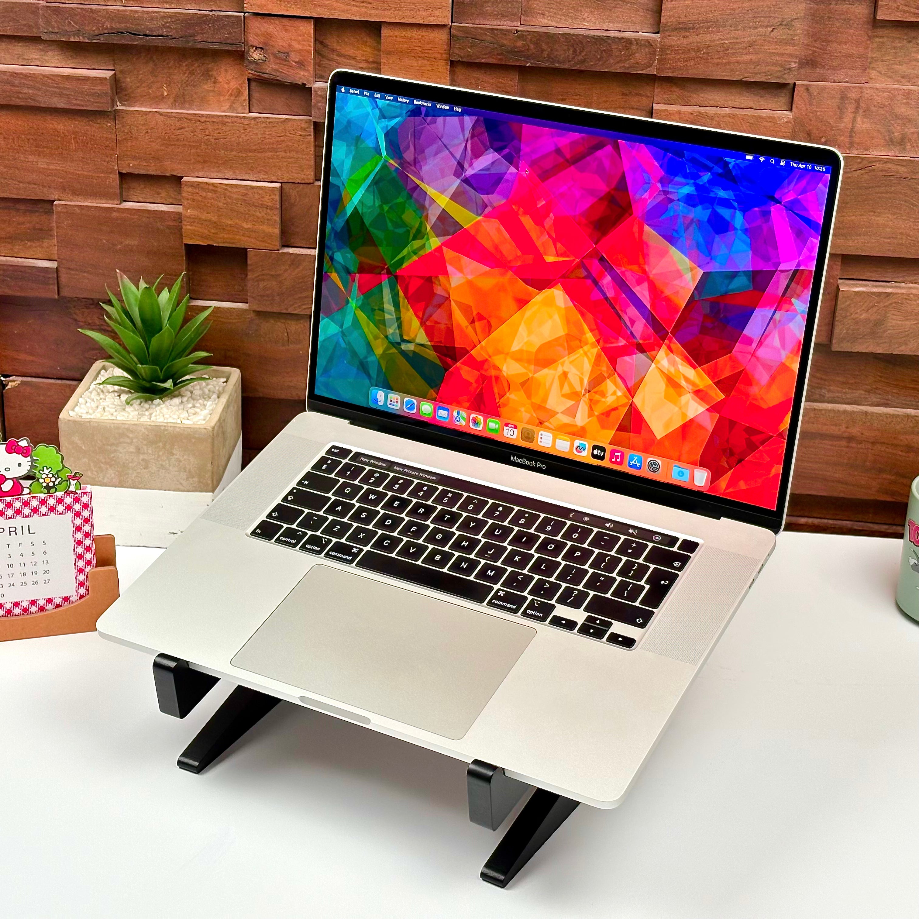 2019 Apple MacBook Pro 16-Inch 2.6GHz 6-Core i7 (Touch Bar, 16GB RAM, 512GB SSD, Silver) - Pre Owned / 3 Month Warranty - Mac Shack