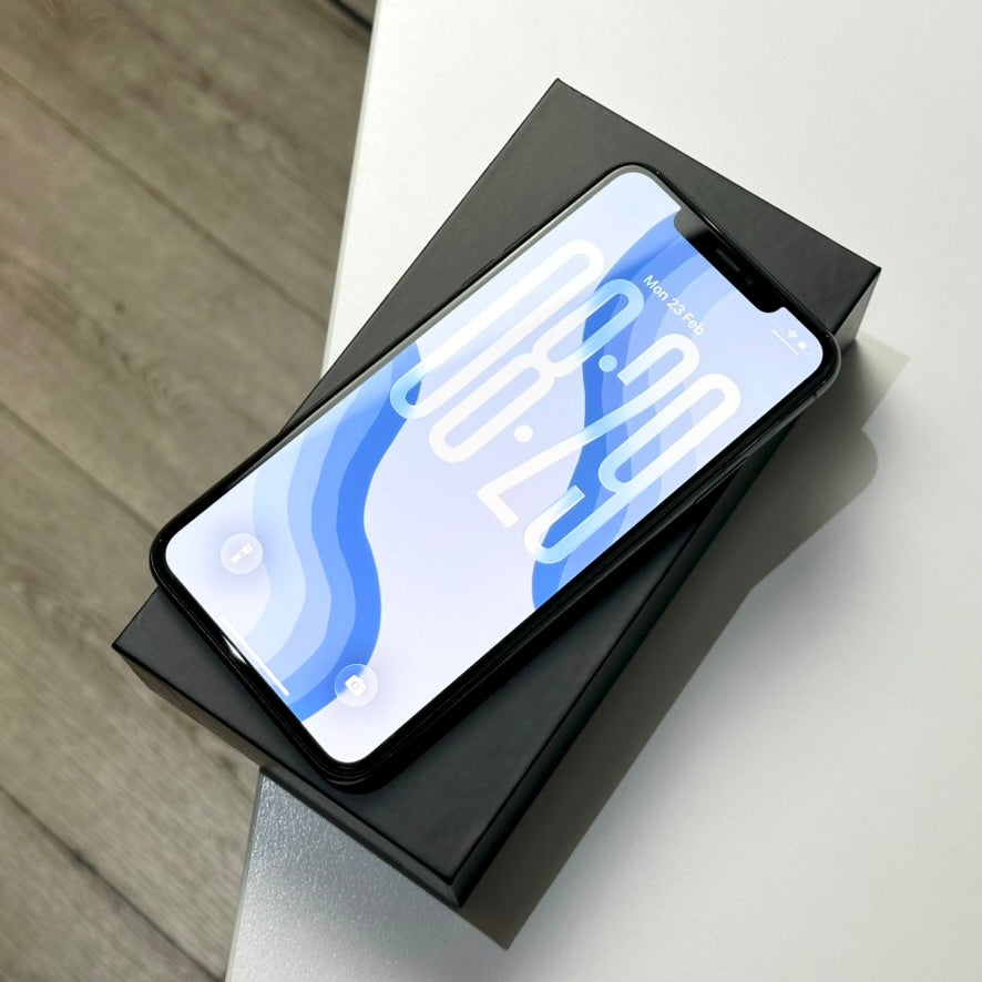 iPhone 11 Pro Max 256GB Midnight Green (2019) - Pre-Owned