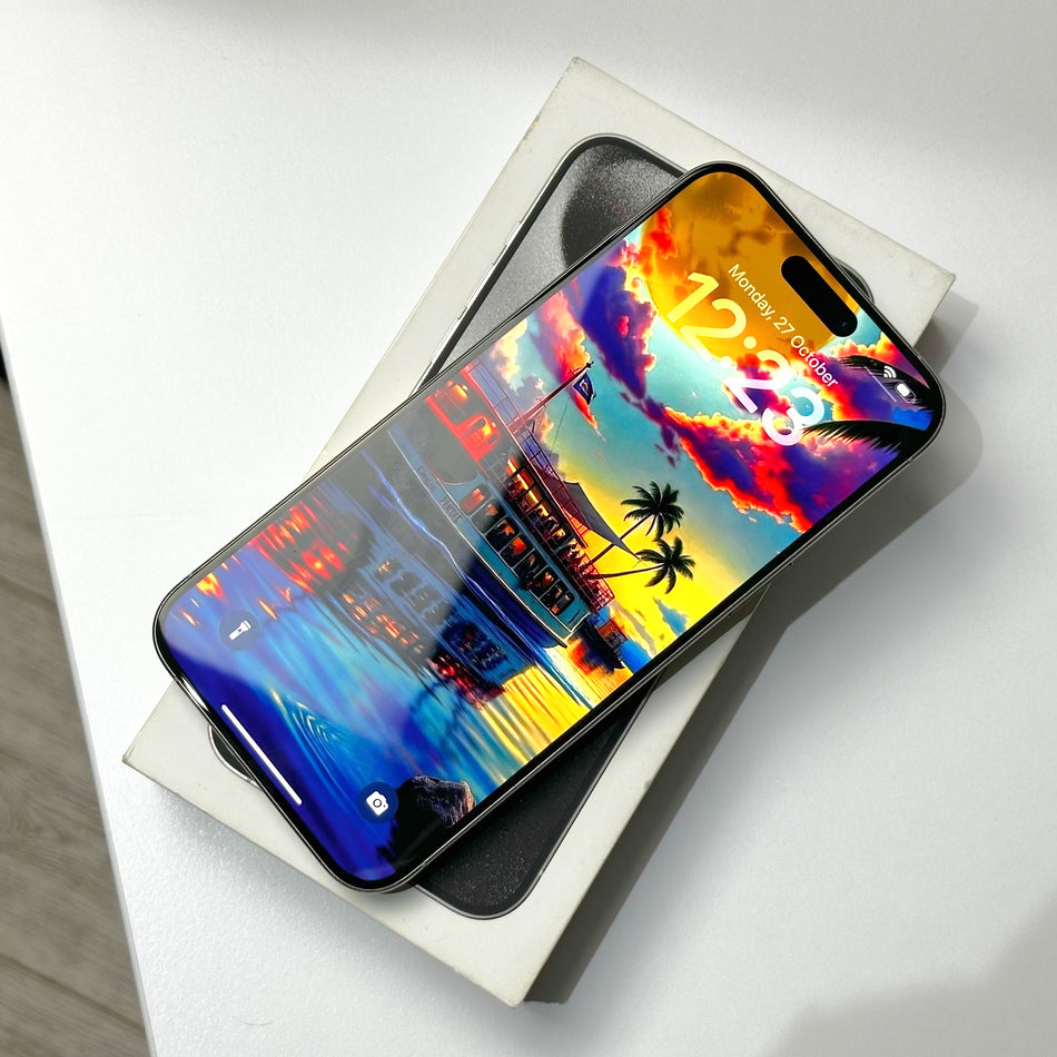 iPhone 15 Pro Max 256GB White Titanium (2023) - Pre-Owned