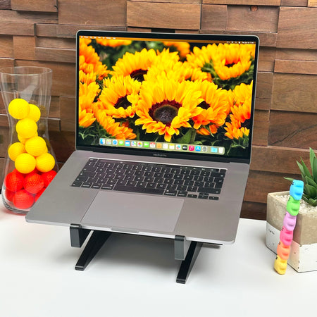 2019 Apple MacBook Pro 16-Inch 2.6GHz 6-Core i7 (Touch Bar, 16GB RAM, 512GB SSD, Space Gray) - Pre Owned / 3 Month Warranty - Mac Shack