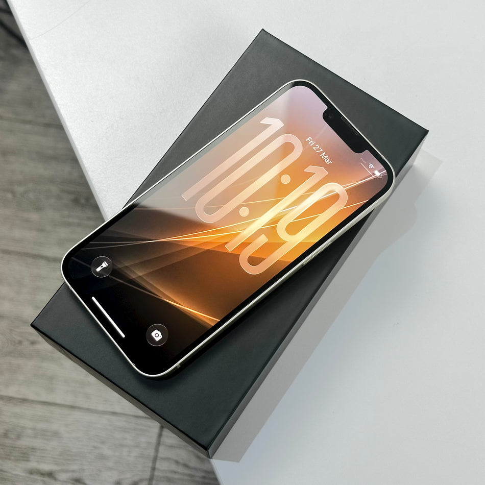 iPhone 14 256GB Starlight (2022) - Pre-Owned