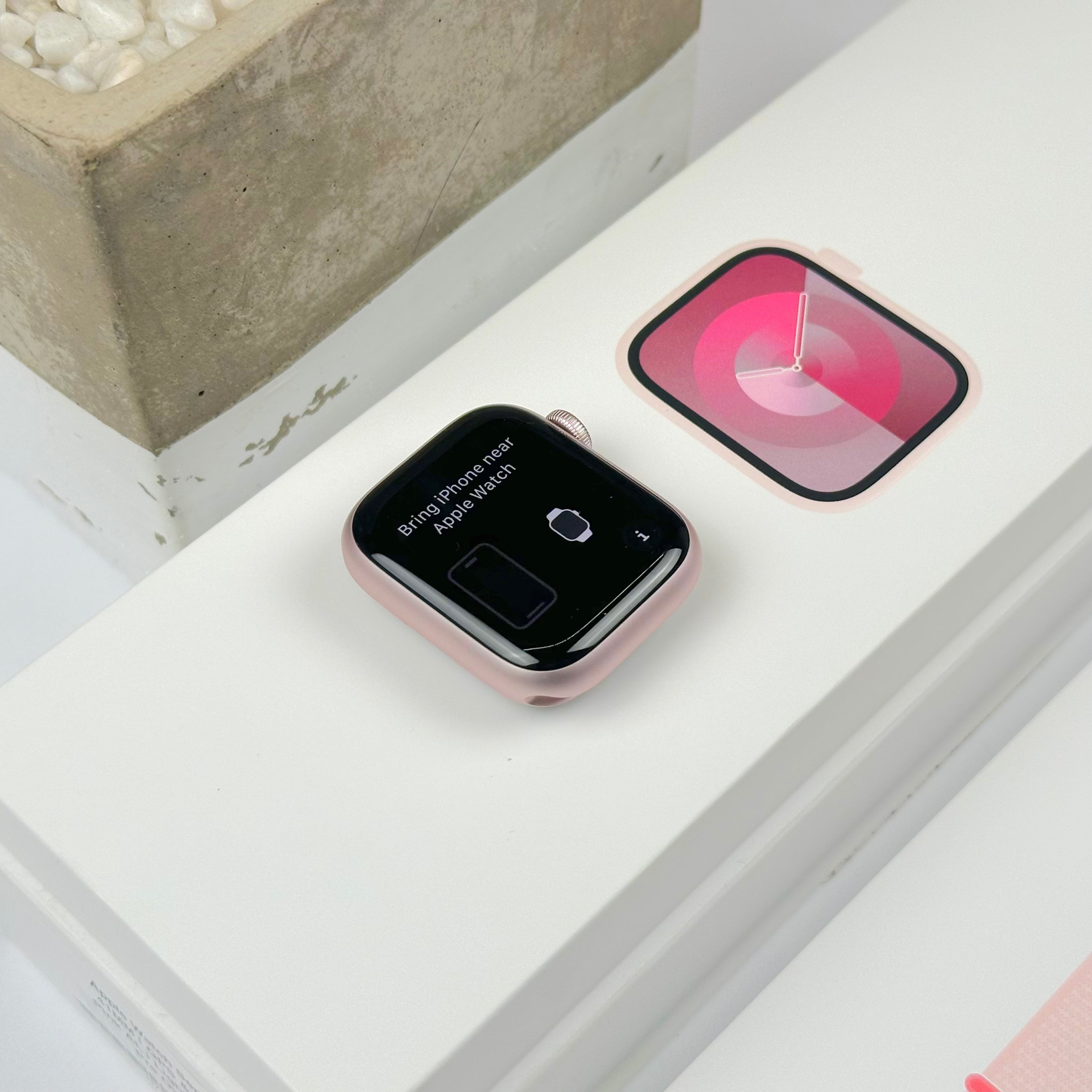 Apple Watch Series 9 (41mm, Pink Aluminium with Light Pink Sports Loop, GPS & Cellular) - Pre Owned / 3 Month Warranty - Mac Shack