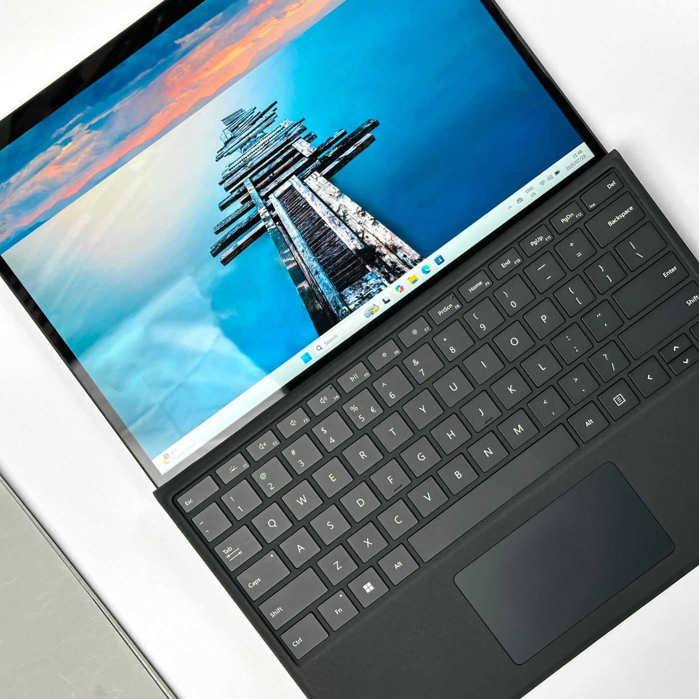 Combo Deal Microsoft Surface Pro 8 13-inch 2-in-1 Quad-Core i5-1135G7 (8GB RAM, 256GB SSD, Graphite)+ Microsoft Surface Pro Keyboard - Pre Owned / 3 Month Warranty - Mac Shack