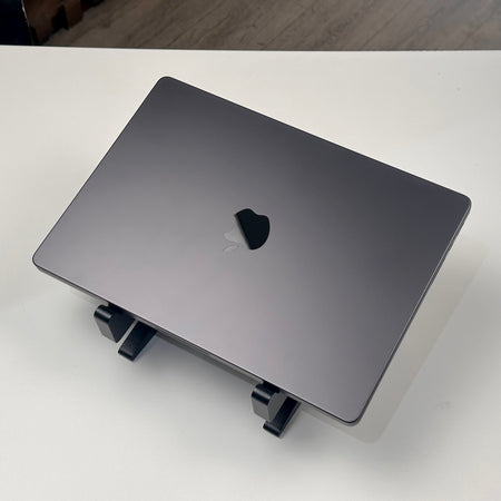 MacBook Pro 14-inch M5 16GB 512GB Space Black (2025) - Pre-Owned - Mac Shack