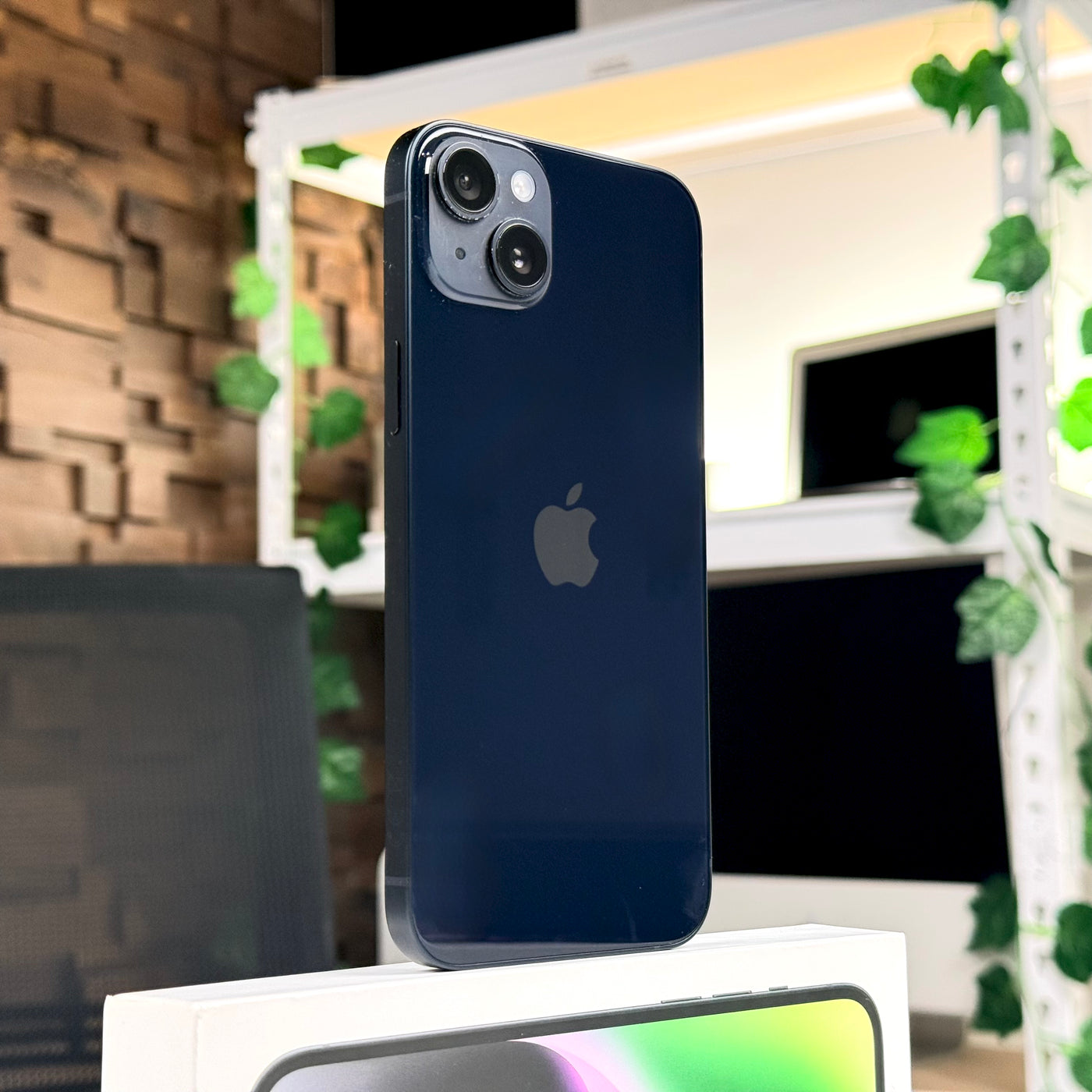 iPhone 14 Plus 128GB Midnight (2022) - Pre-Owned