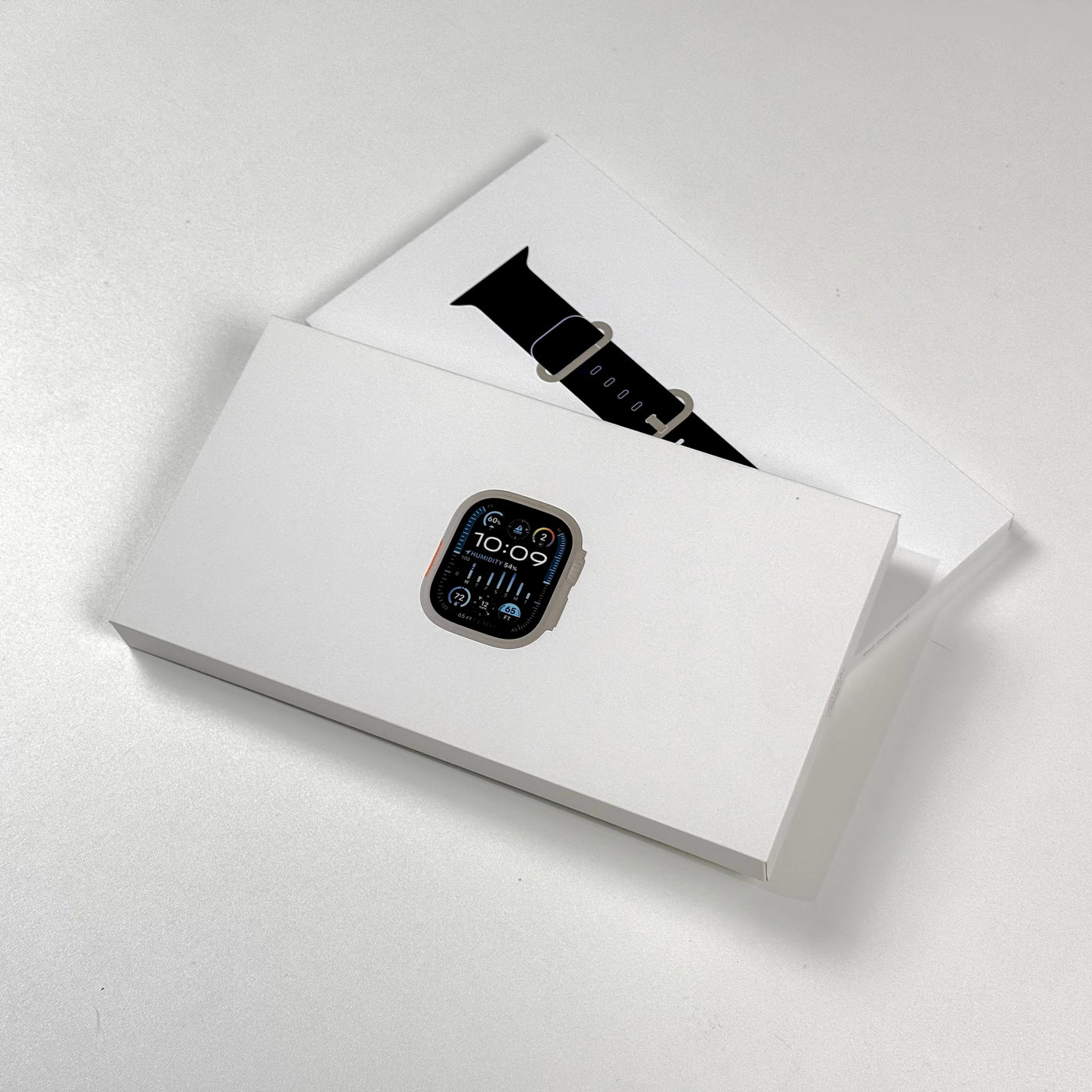 Apple Watch Ultra 2 49mm Titanium Cellular (2023) - Pre-Owned