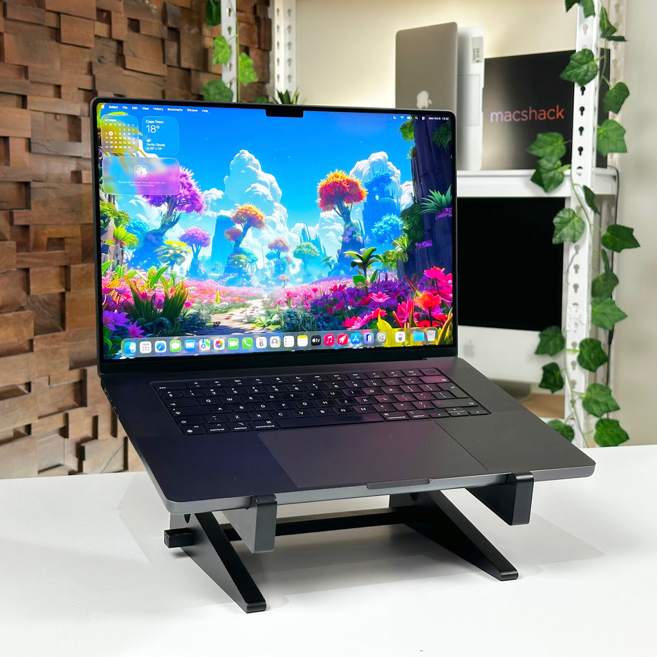 MacBook Pro 16" M3 Pro 18GB 512GB Space Black (2023) - Pre-Owned