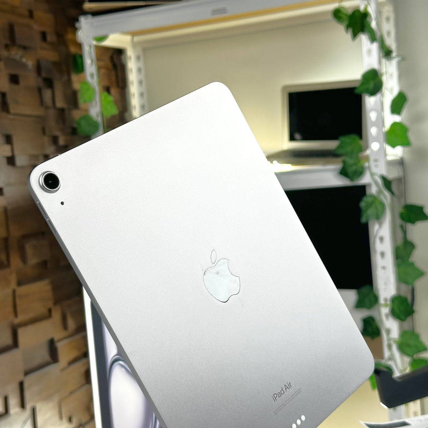 iPad Air 11-inch M2 128GB Wi-Fi Space Gray (2024) - Demo - Mac Shack