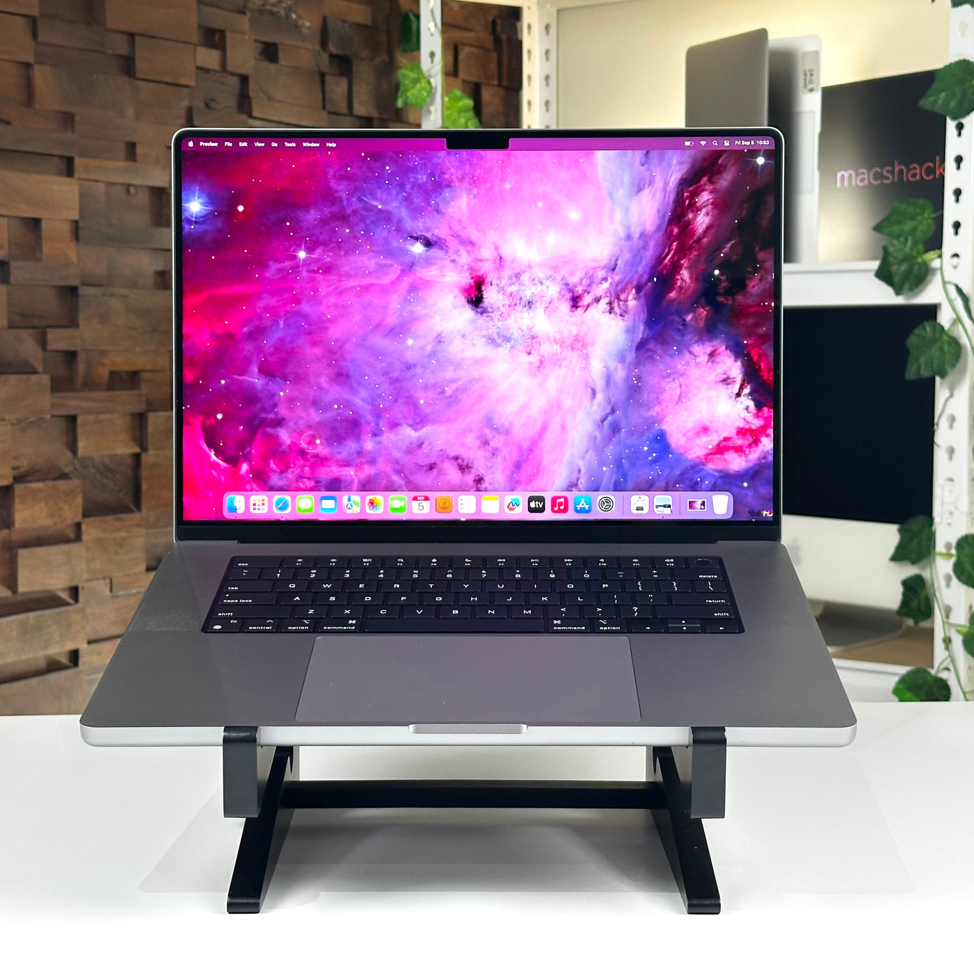 MacBook Pro 16-inch M1 Pro 16GB Space Gray (2021) - Pre-Owned - Mac Shack