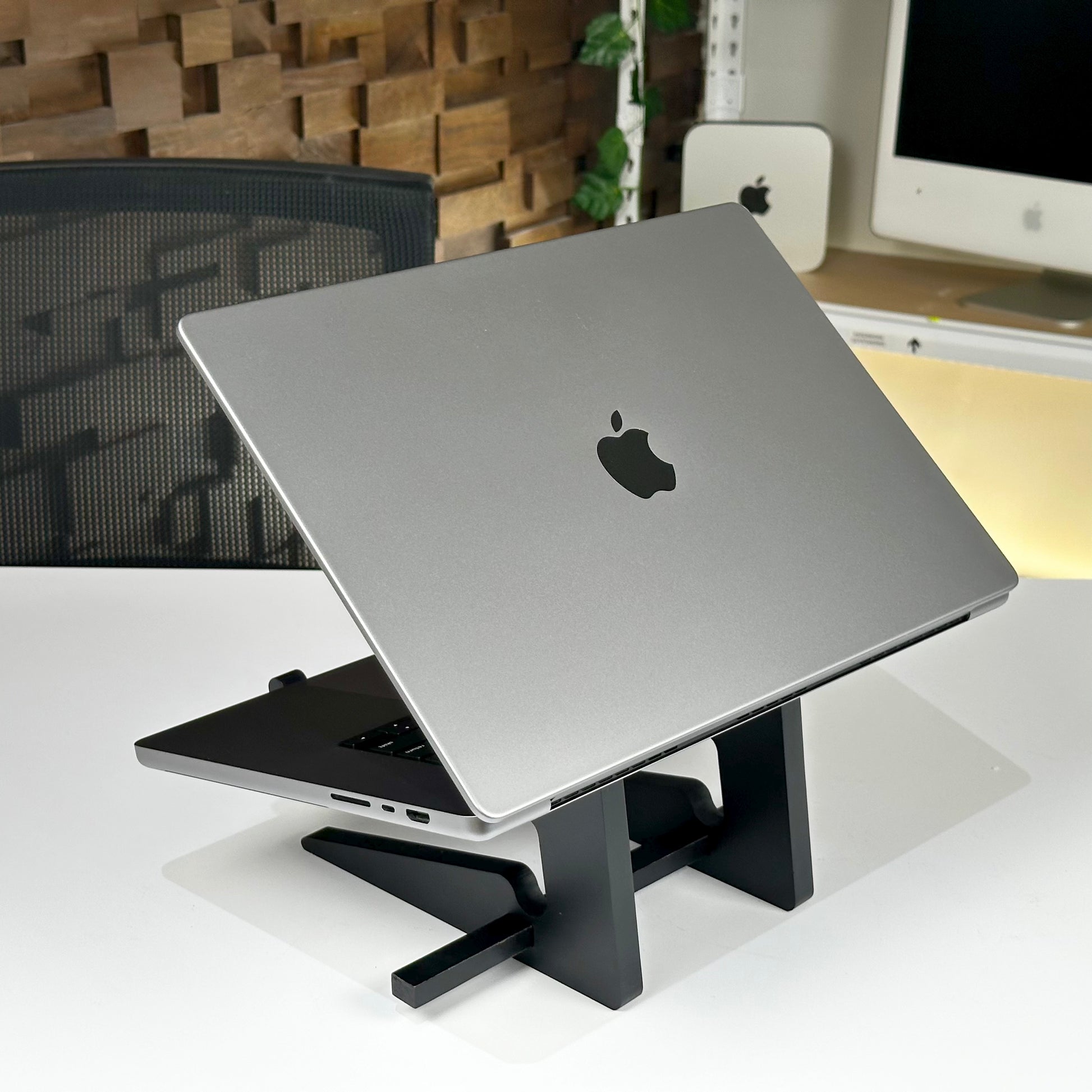 MacBook Pro 16