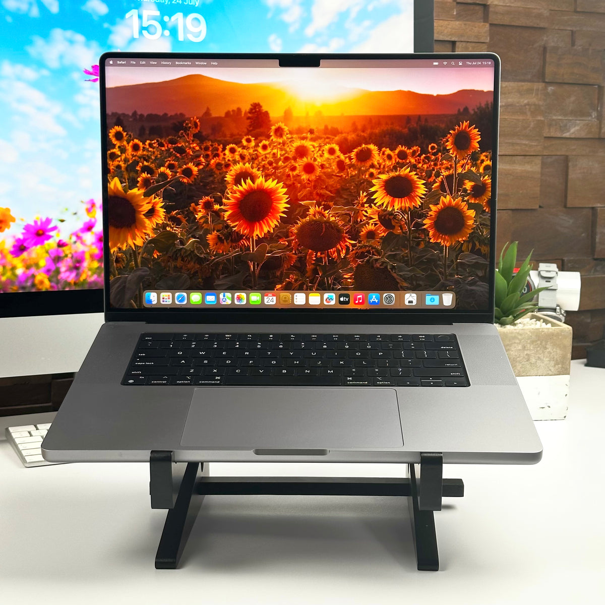 2023 Apple MacBook Pro 16-Inch M2 Max 12-Core CPU, 30-Core GPU (32GB Unified RAM, 1TB SSD, Space Gray) - Pre Owned / 3 Month Warranty - Mac Shack