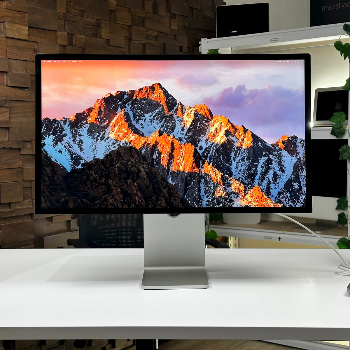 Apple Studio Display 27-inch Nano-Texture Glass Tilt & Height Adjustable Stand - Pre-Owned - Mac Shack