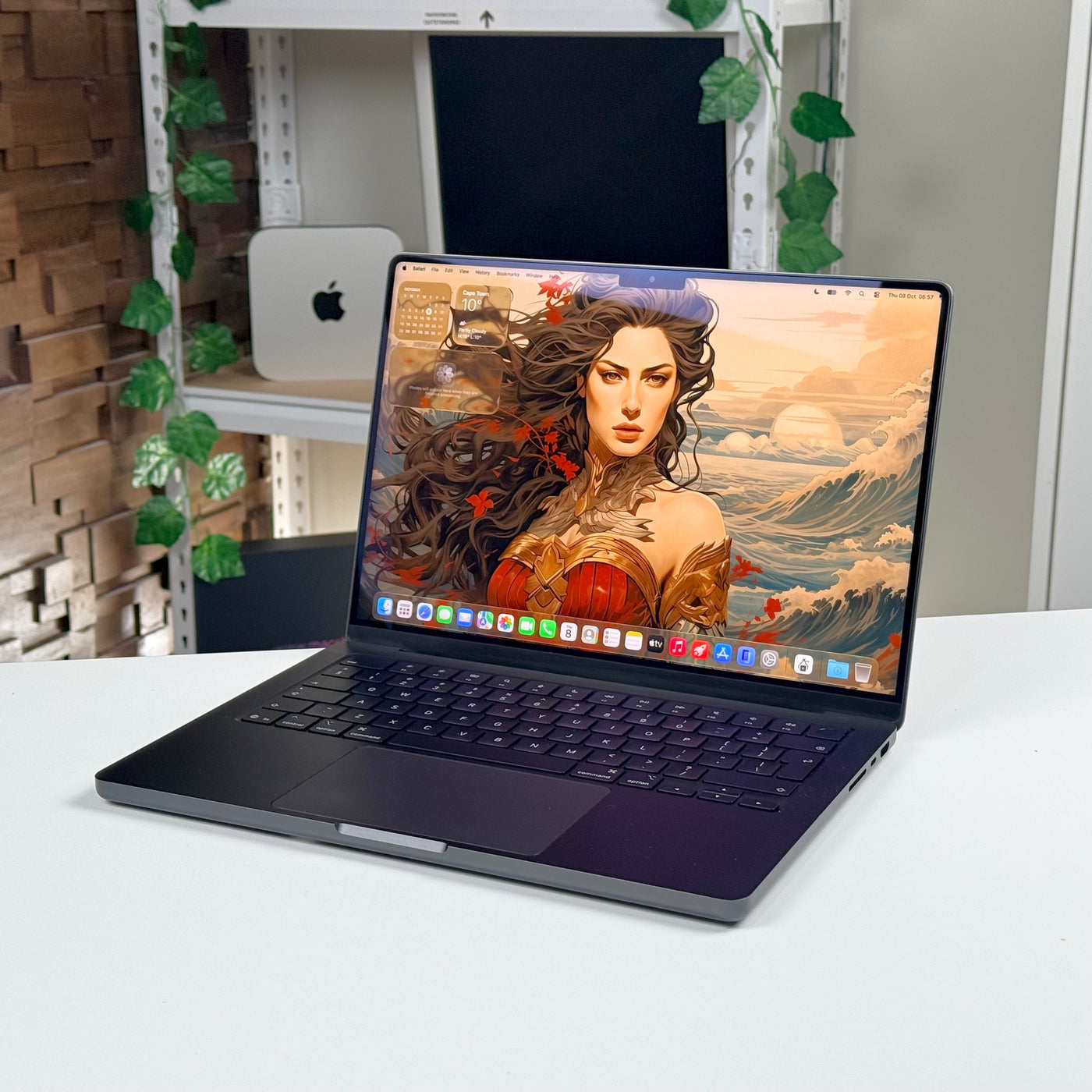 MacBook Pro 14" M5 16GB 1TB Space Black (2025) - Pre-Owned