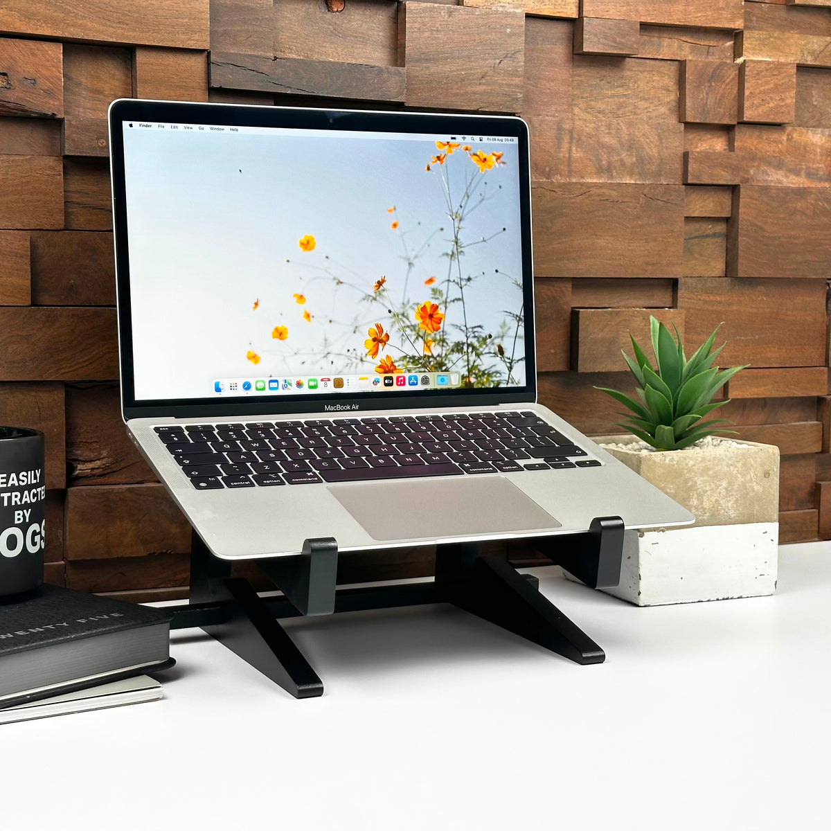 2020 Apple MacBook Air 13-inch M1 8-Core CPU, 7-Core GPU (8GB Unified RAM, 256GB SSD, Silver) - Pre Owned / 3 Month Warranty - Mac Shack