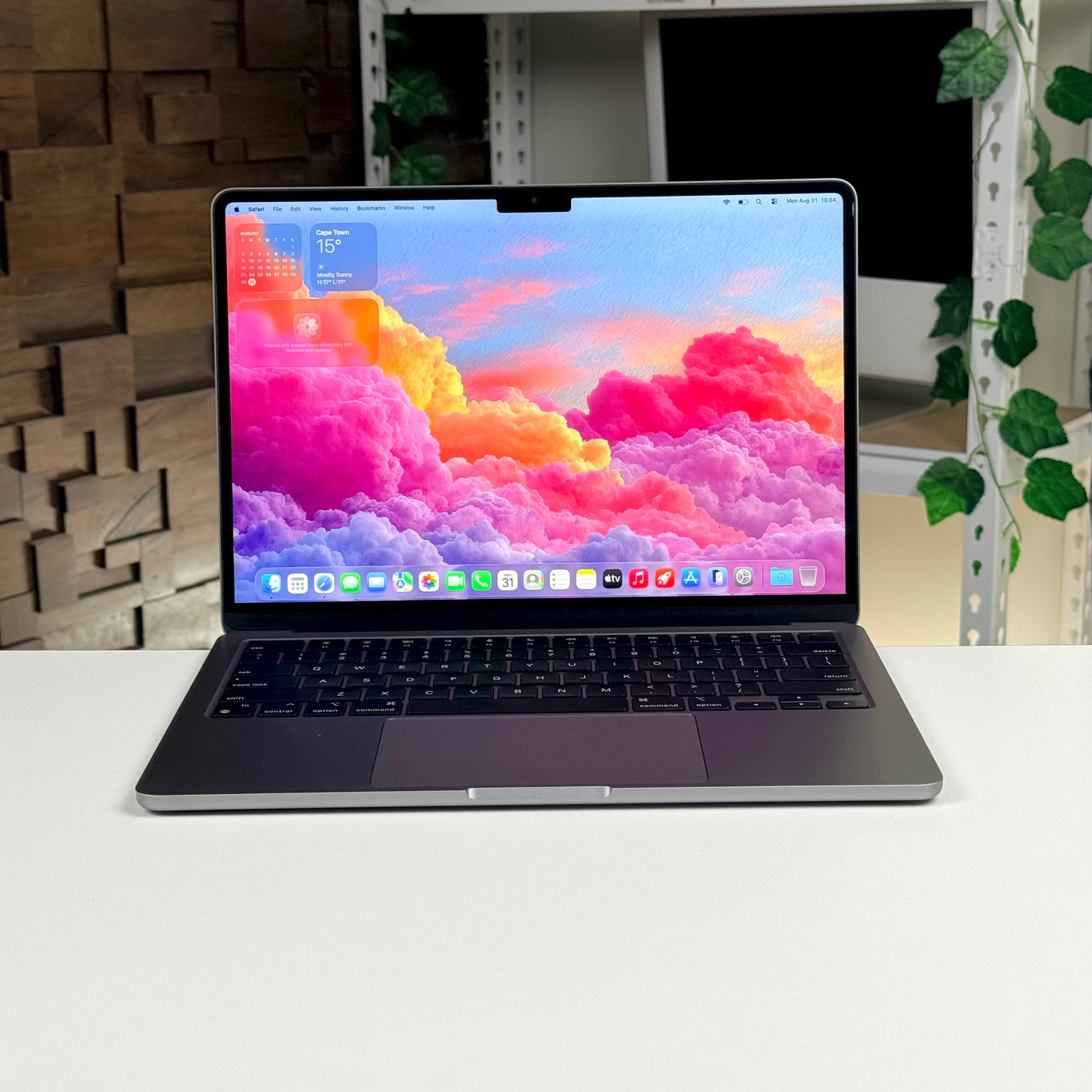 MacBook Air 13" M2 8GB 256GB Space Gray (2022) - Pre-Owned