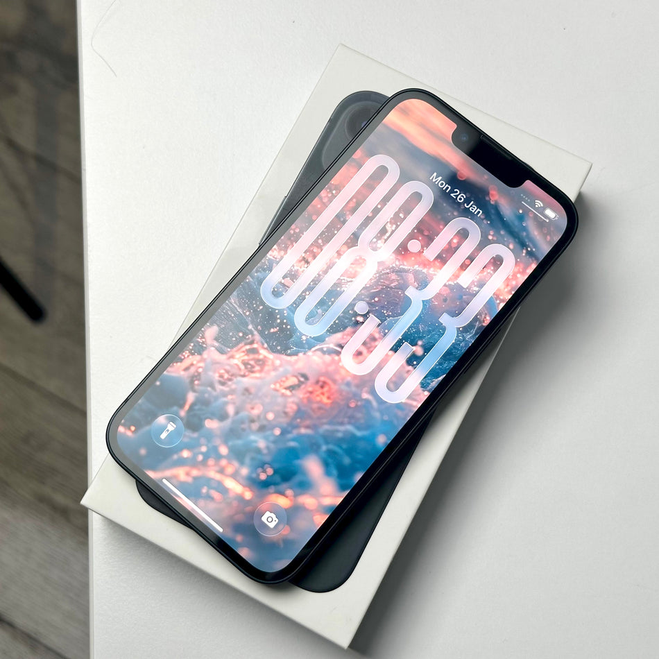 iPhone 13 128GB Midnight (2021) - Pre-Owned