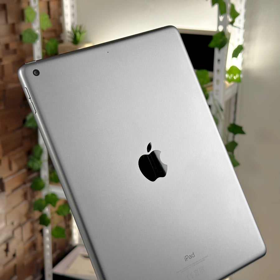 iPad 10-inch 9th Gen 64GB Wifi Space Gray (2021) - Pre-Owned - Mac Shack
