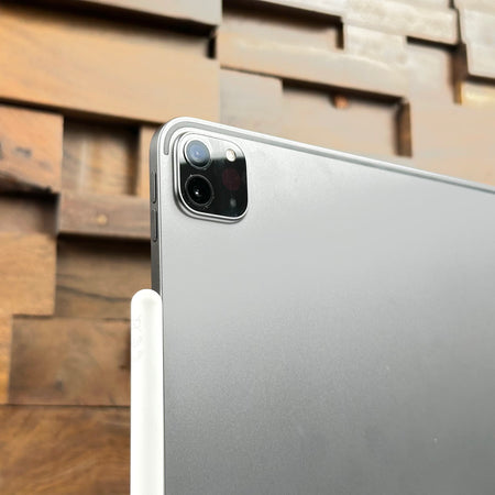 Combo Deal 2020 12.9-inch Apple iPad Pro 4th Gen (128GB, Wifi, Space Gray) + Apple Pencil 2nd Gen - Pre Owned / 3 Month Warranty - Mac Shack