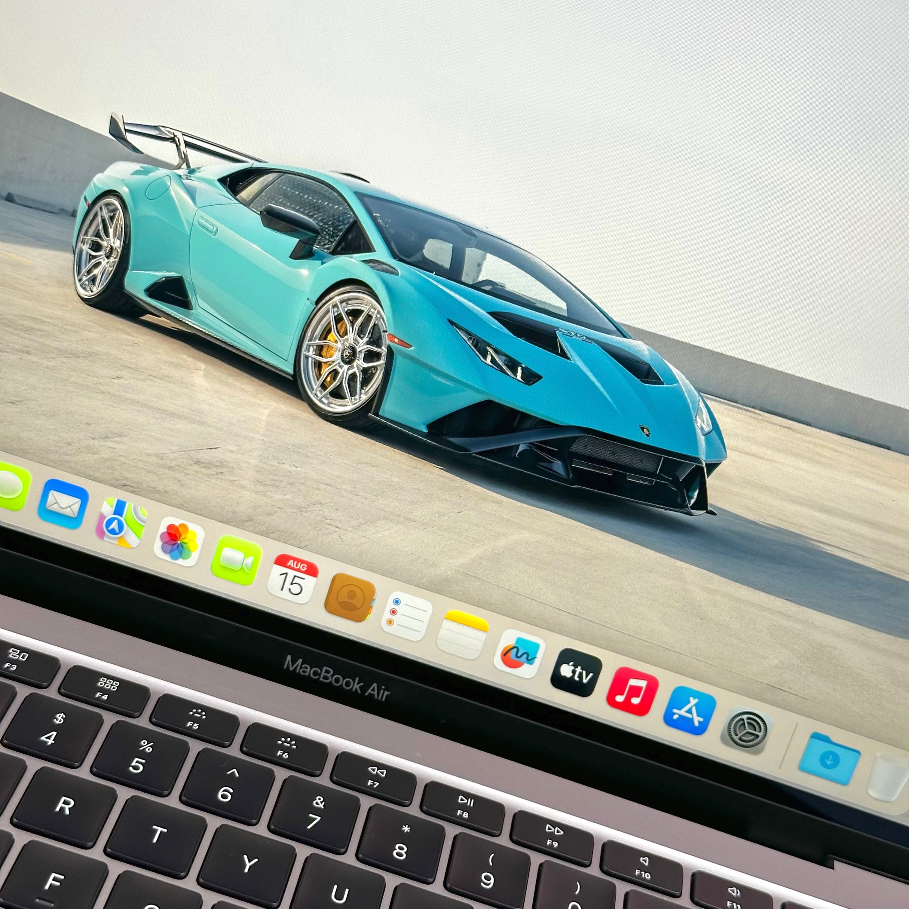 2020 Apple MacBook Air 13-inch 1.1GHz Quad-Core i5 (8GB RAM, 512GB SSD, Space Gray) - Pre Owned / 3 Month Warranty - Mac Shack