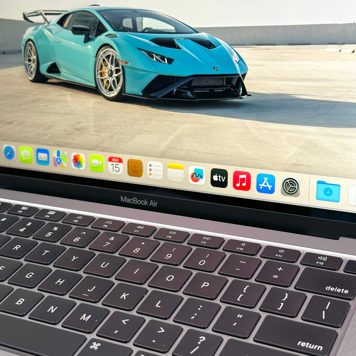 2020 Apple MacBook Air 13-inch 1.1GHz Quad-Core i5 (8GB RAM, 512GB SSD, Space Gray) - Pre Owned / 3 Month Warranty - Mac Shack