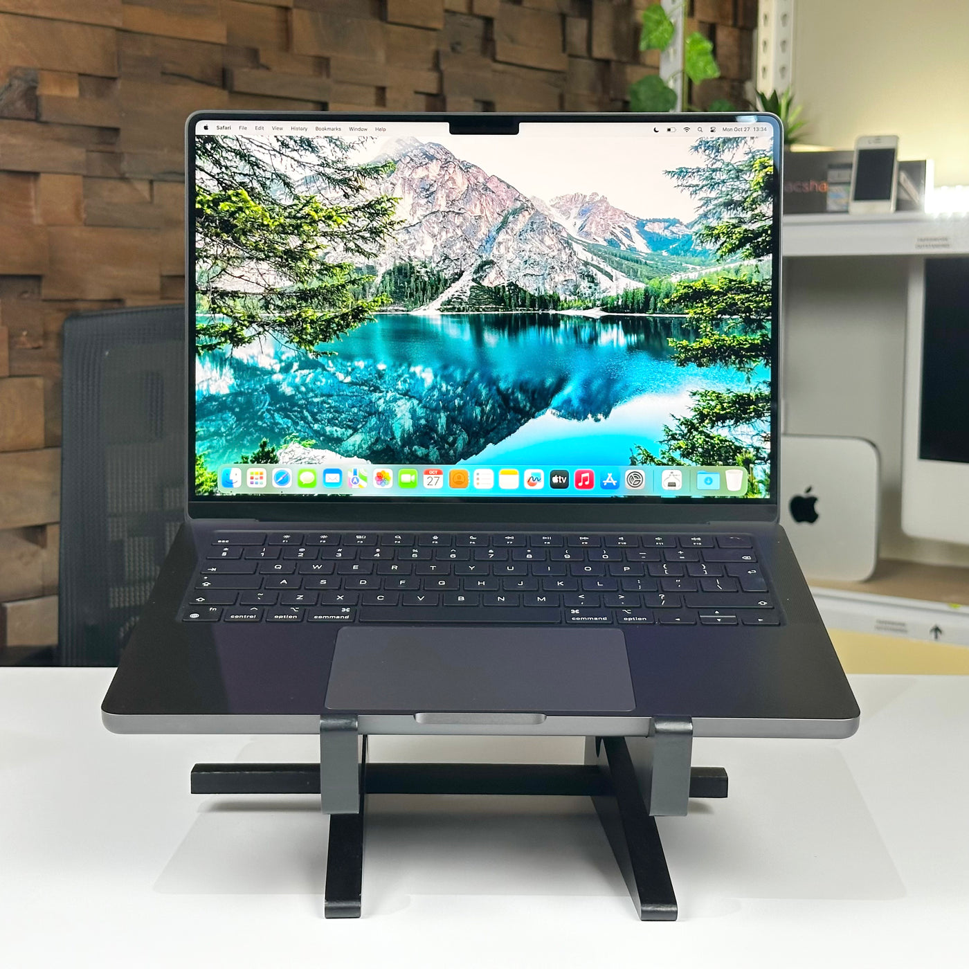 MacBook Pro 14-inch M4 16GB 512GB Space Black (2024) - Pre-Owned - Mac Shack