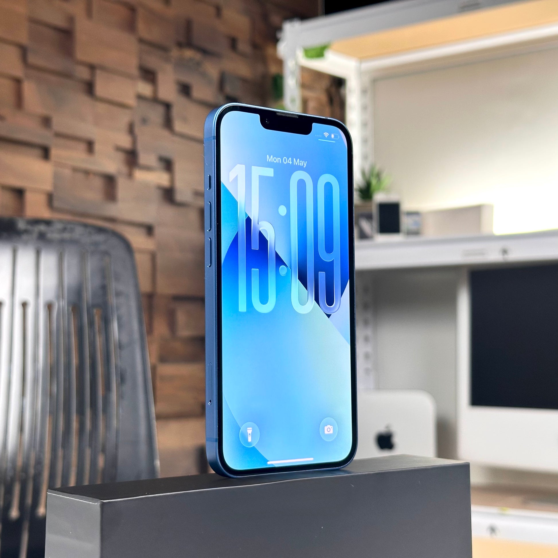 iPhone 13 256GB Blue (2021) – Pre-Owned | Certified Apple Device Deal