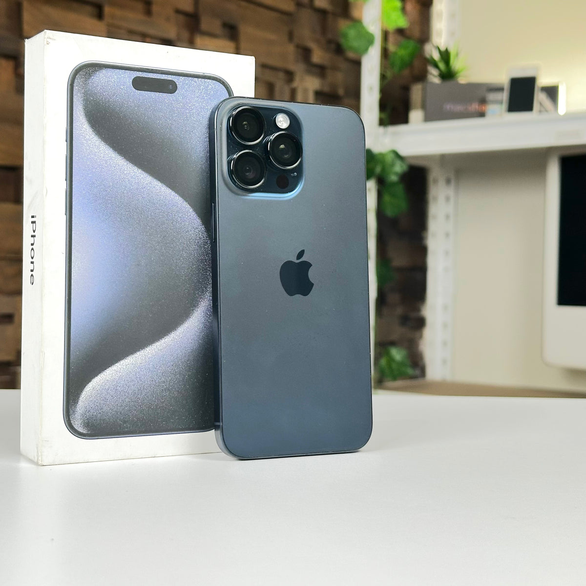 iPhone 15 Pro Max 512GB Blue Titanium – Pre-Owned iPhone 15 Pro Max 512GB Blue Titanium – Pre-Owned