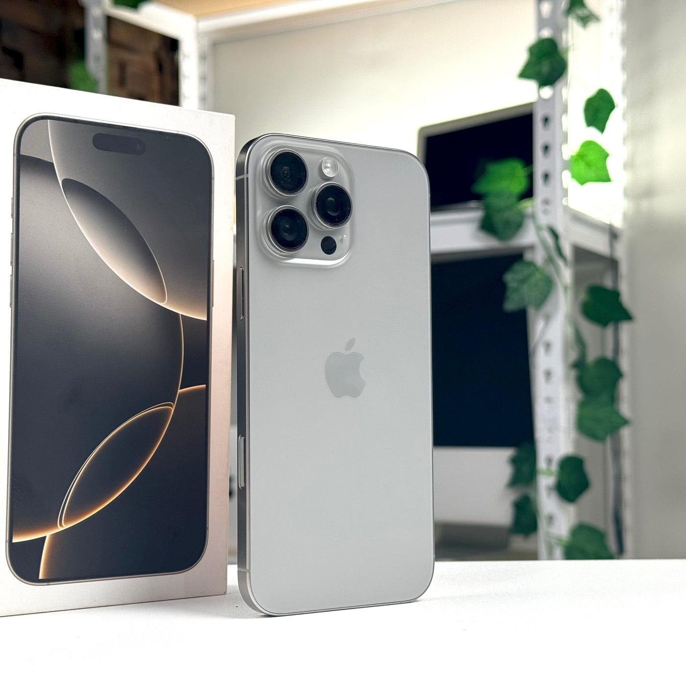 iPhone 16 Pro Max 256GB Natural Titanium (2024) - Pre-Owned - Mac Shack