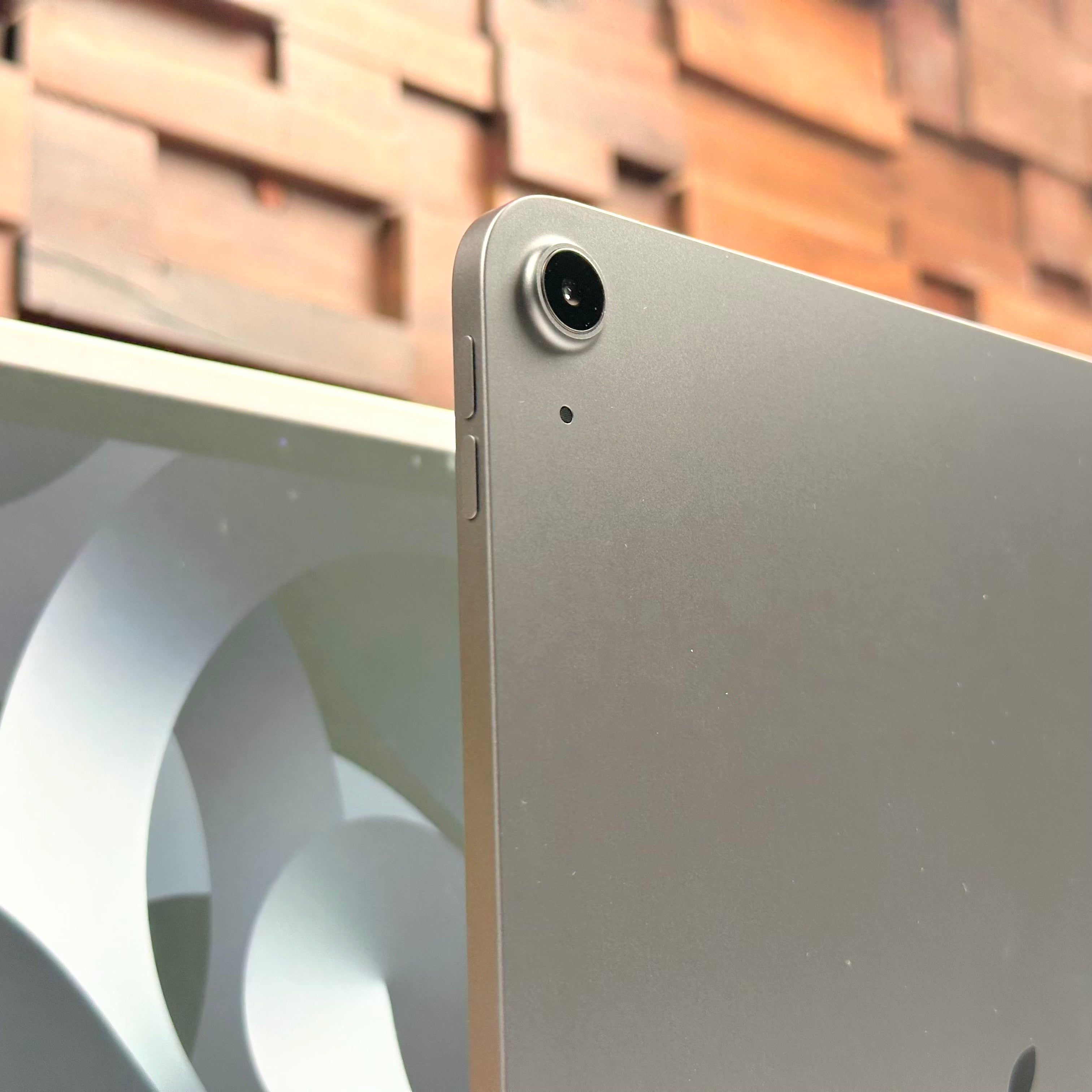2022 10.9-Inch Apple iPad Air 5th Gen M1 (256GB, Wifi, Space Gray) - Pre Owned / 3 Month Warranty - Mac Shack