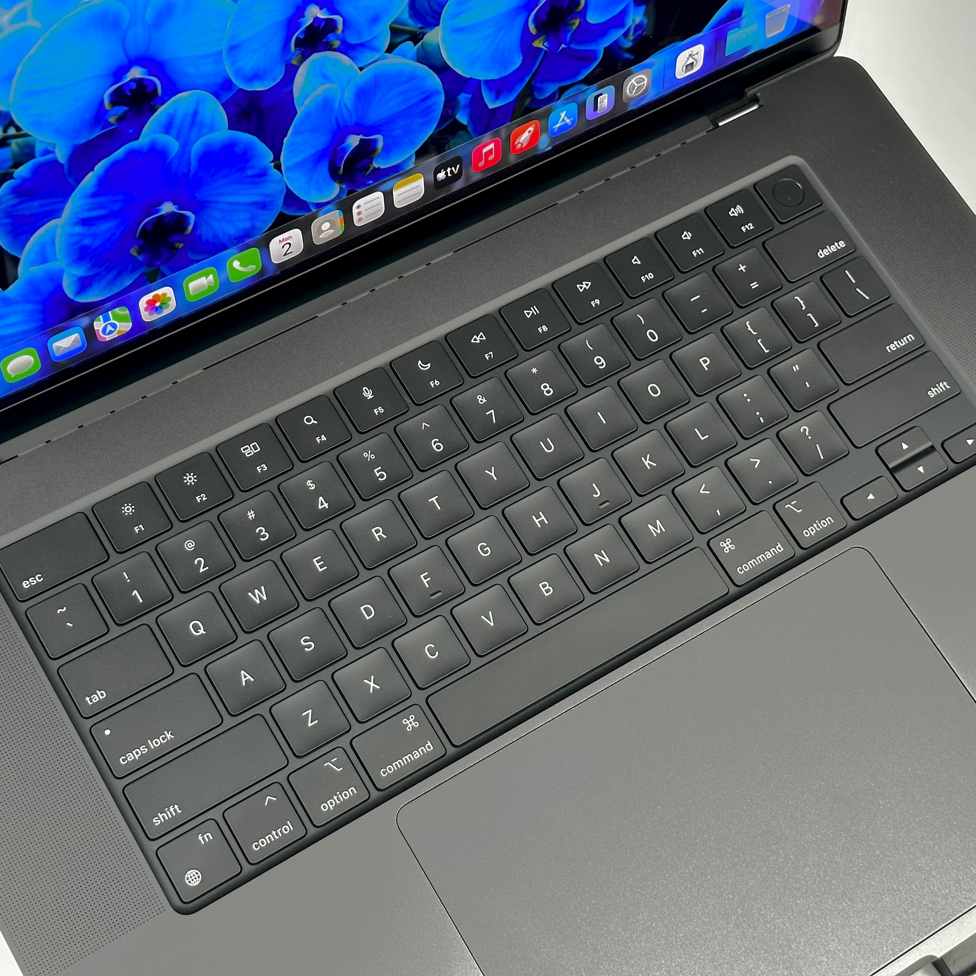 Buy MacBook Pro 16