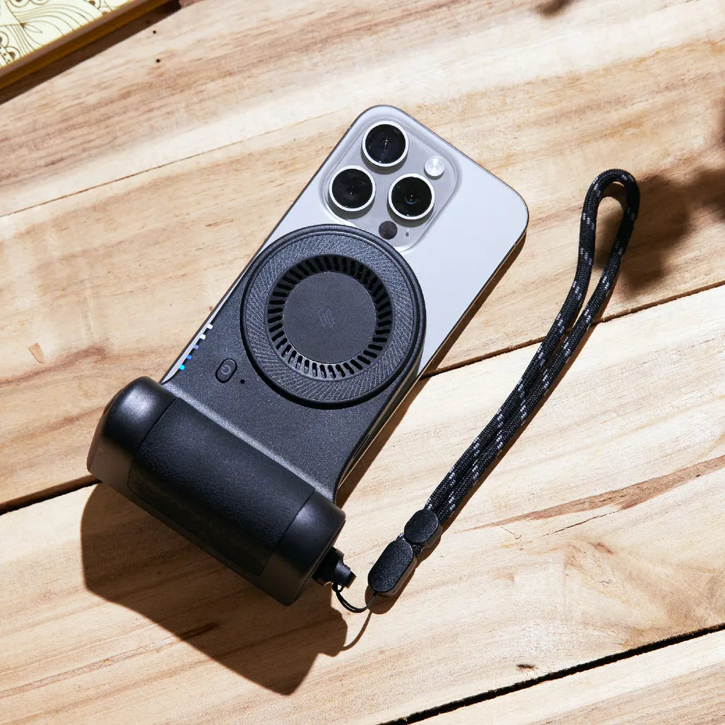 Adam Elements SELFIE SHOT Magnetic Hand Grip with Power Bank 5000mAh - Black, view 3