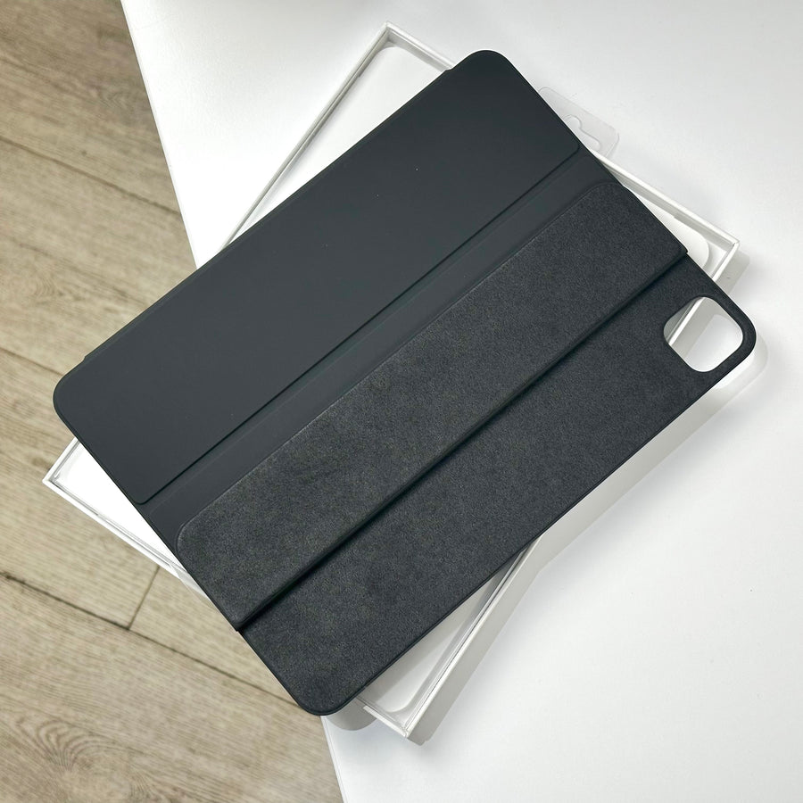 Smart Folio for 11-inch iPad Pro (2nd Gen) Black - Pre-Owned