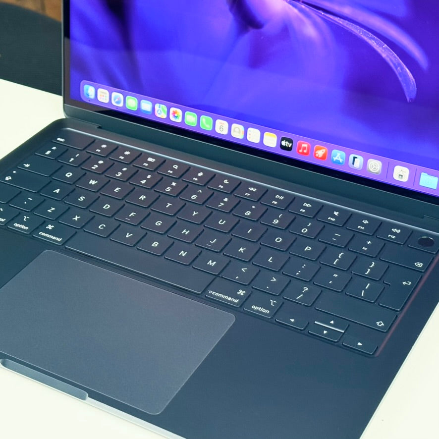 MacBook Air 13" M2 16GB 256GB Midnight (2022) - Pre-Owned