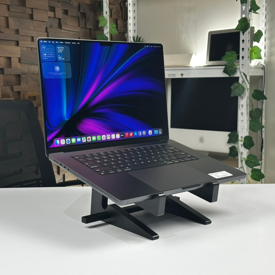 MacBook Pro 16" M3 Pro 18GB 512GB Space Black (2023) - Pre Owned