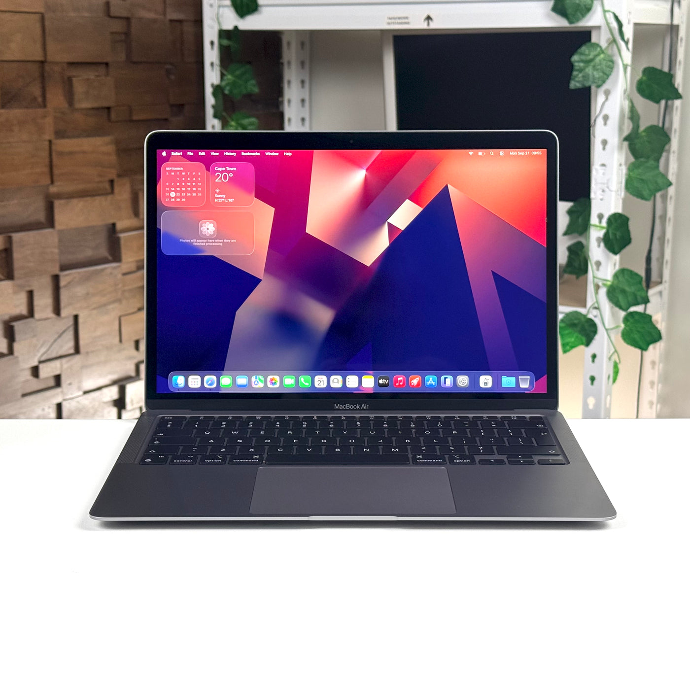 MacBook Air 13" M1 8GB 256GB Space Gray (2020) - Pre-Owned