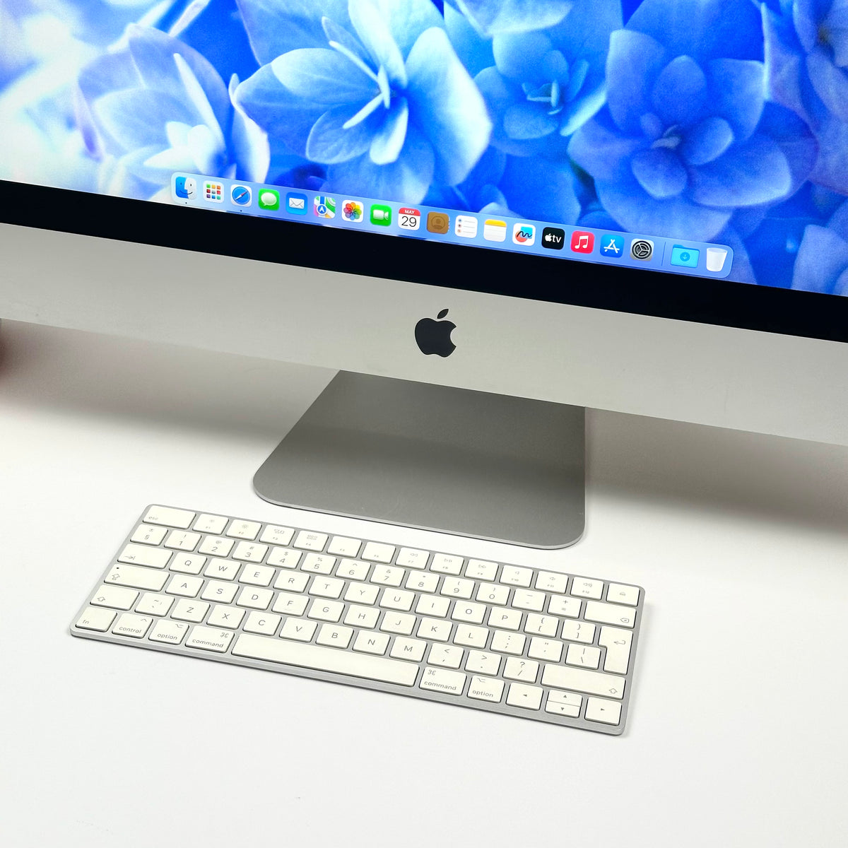 Apple iMac 27-inch 3.0GHz 6-Core i5 (5K Retina, 40GB RAM, 1TB Fusion, Silver) - Pre Owned  / 3 Month Warranty - Mac Shack