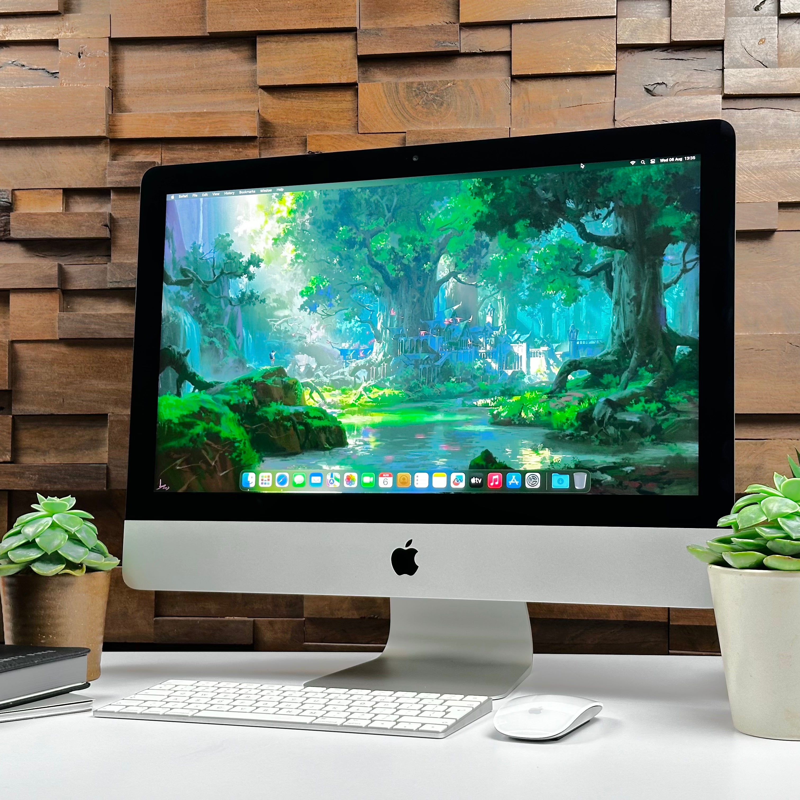 Apple iMac 21-inch 3.0GHz Quad-Core i5 (4K Retina, 8GB RAM, 1TB Fusion, Silver) - Pre Owned / 3 Month Warranty - Mac Shack