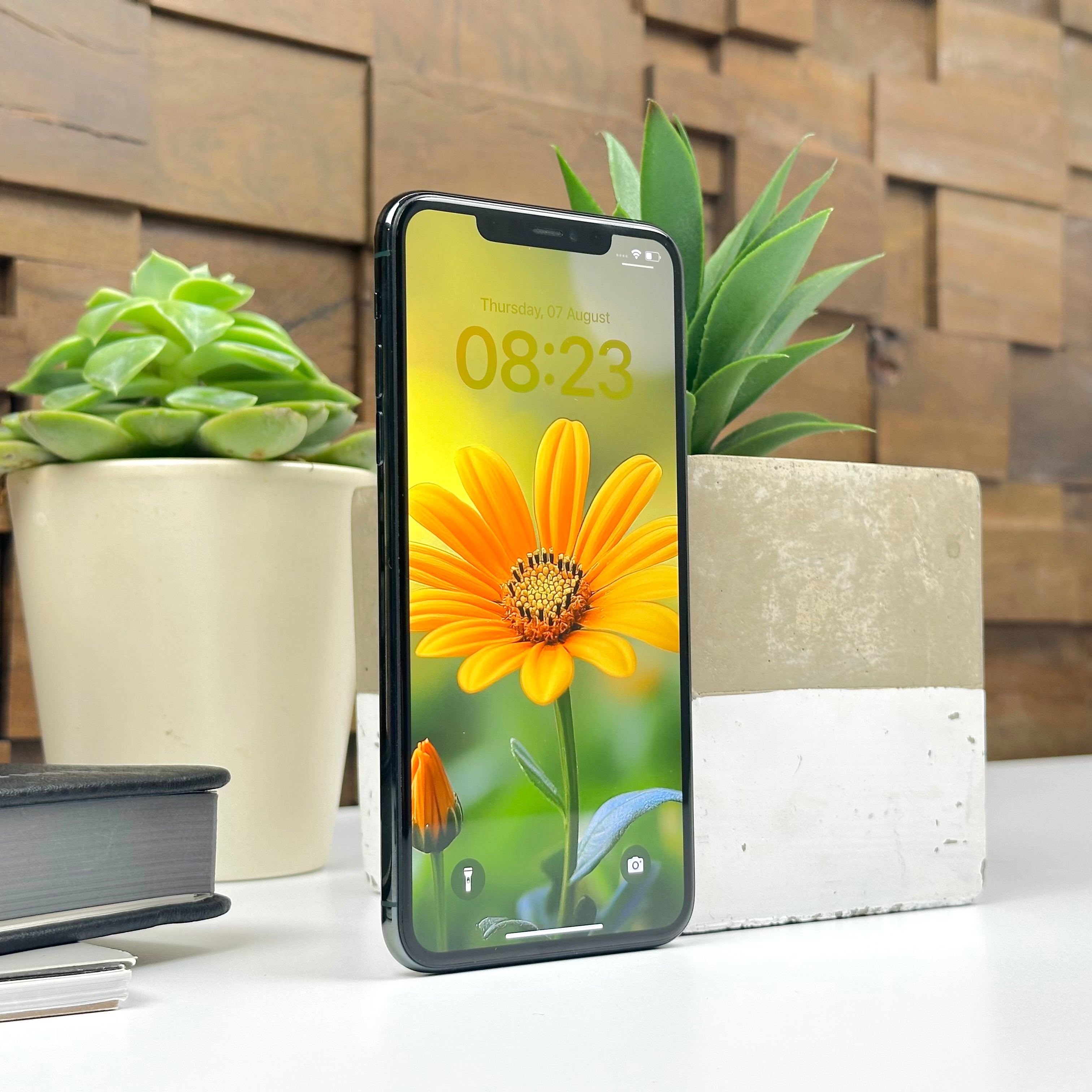 Apple iPhone 11 Pro Max (512GB, Midnight Green) - Pre Owned / 3 Month Warranty - Mac Shack