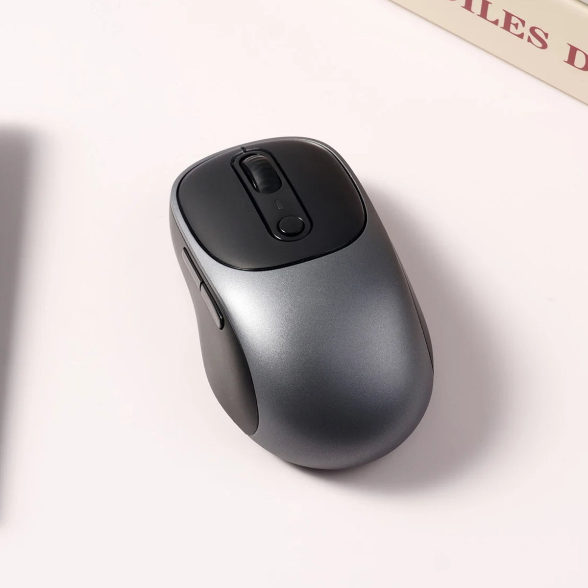 Keychron BM24 Wireless Silent Mouse - Metal Grey, view 3
