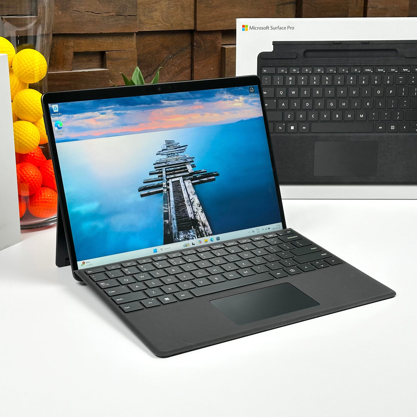 Combo Deal Microsoft Surface Pro 8 13-inch 2-in-1 Quad-Core i5-1135G7 (8GB RAM, 256GB SSD, Graphite)+ Microsoft Surface Pro Keyboard - Pre Owned / 3 Month Warranty - Mac Shack