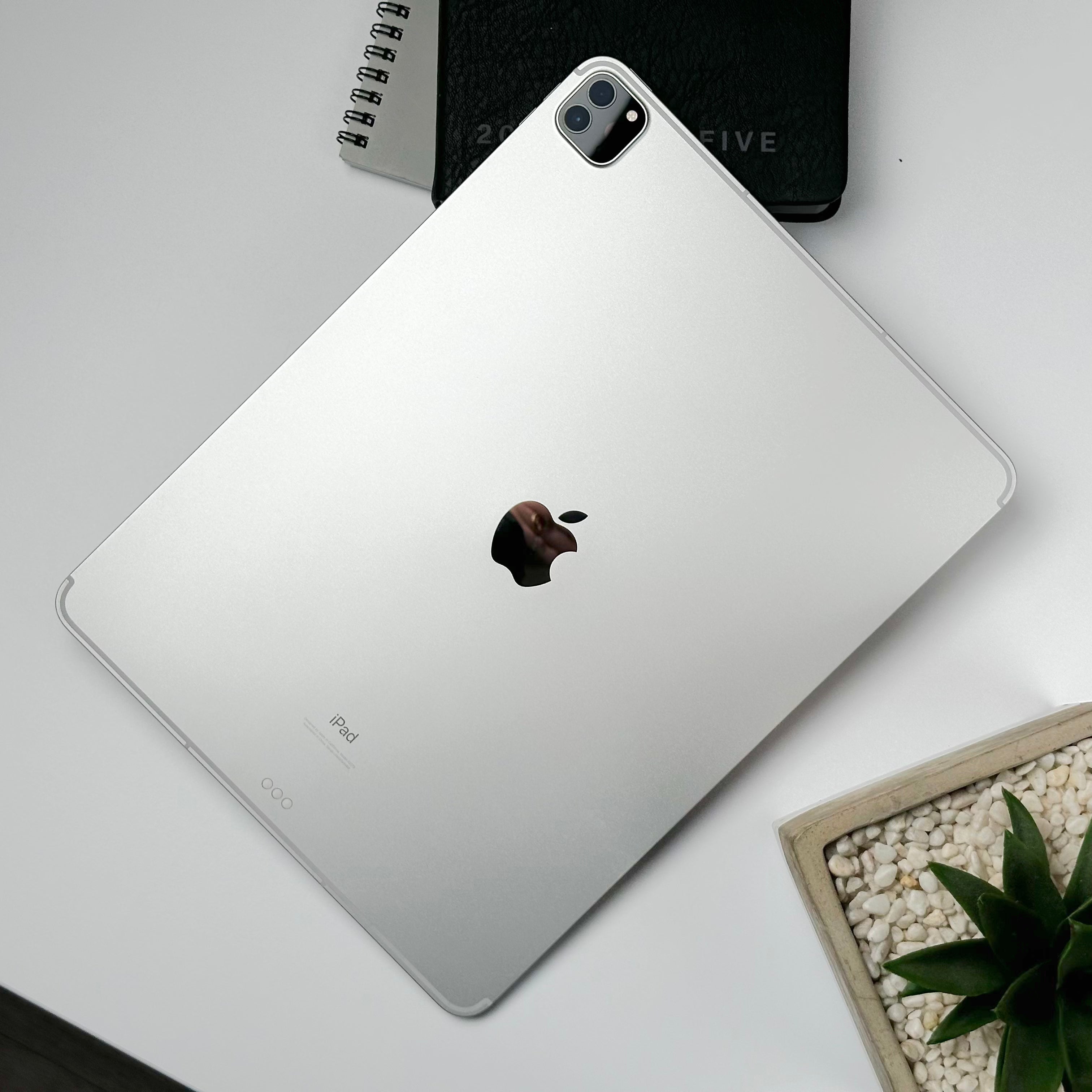 2021 12.9-inch Apple iPad Pro 5th Gen M1 (512GB, Wifi & Cellular, Space Gray) - Pre Owned / 3 Month Warranty - Mac Shack