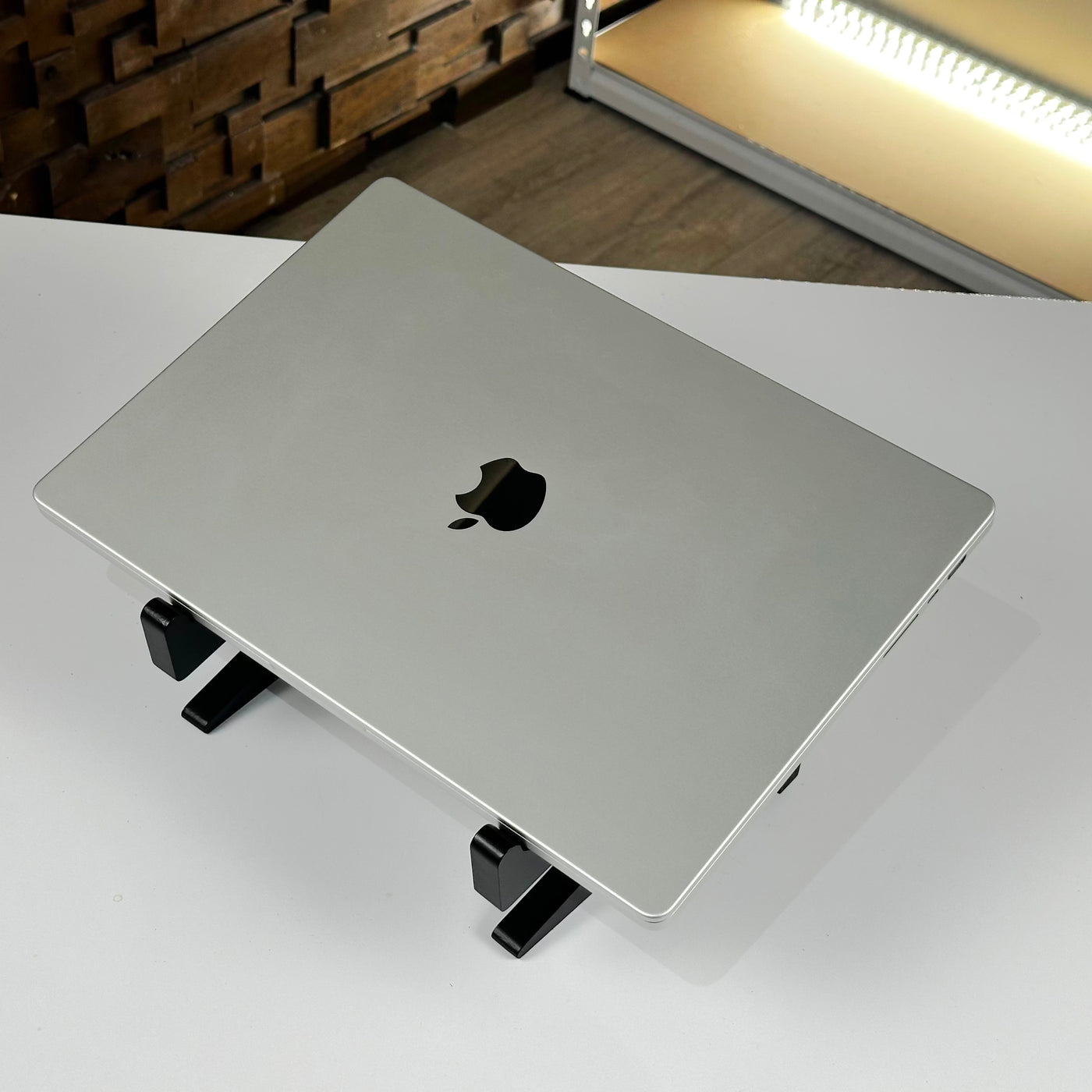 MacBook Pro 16-inch M1 Max 32GB 1TB Silver (2021) - Pre Owned - Mac Shack