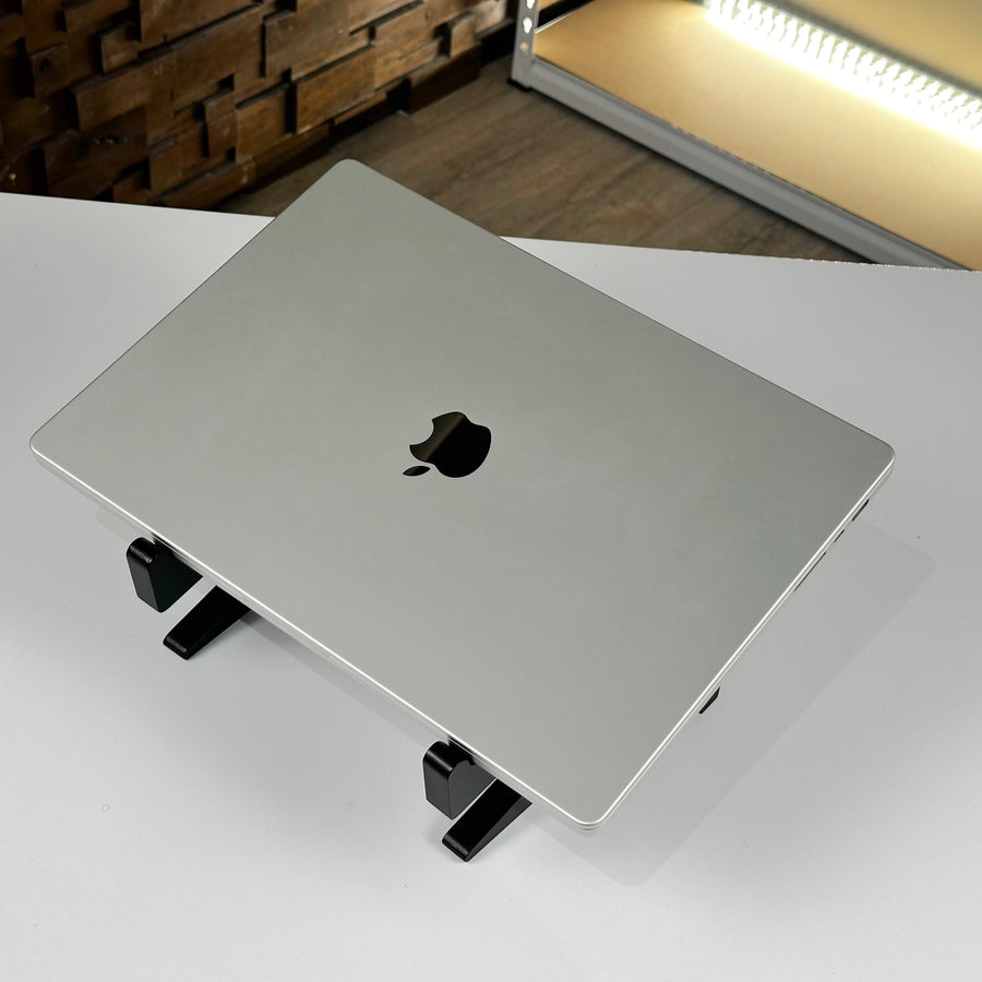 MacBook Pro 16-inch M1 Max 32GB 1TB Silver (2021) - Pre Owned - Mac Shack