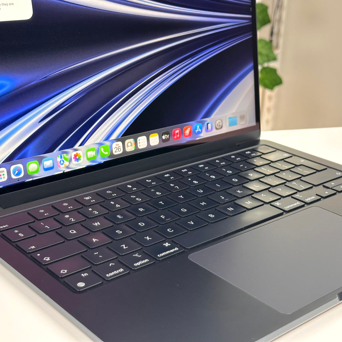 MacBook Air 13" M2 8GB 256GB Midnight (2022) - Pre-Owned