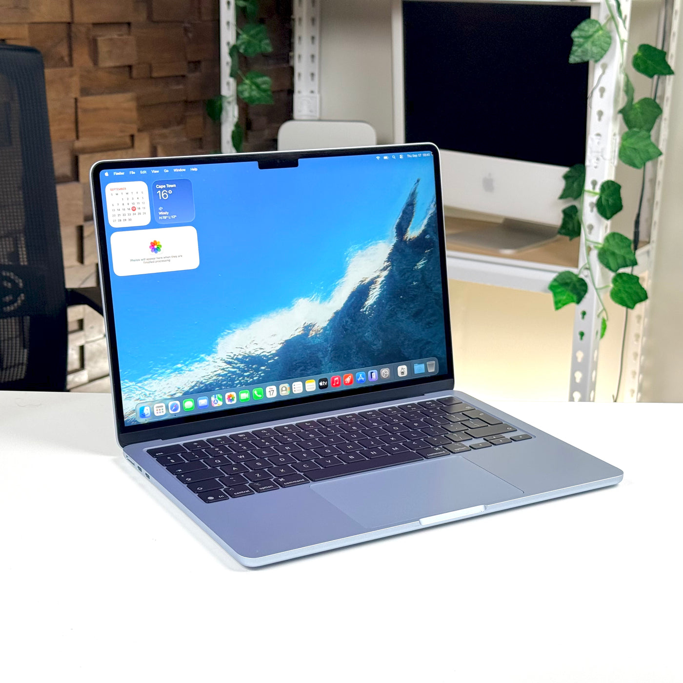 MacBook Air 13" M4 16GB 256GB Sky Blue (2025) - Pre-Owned